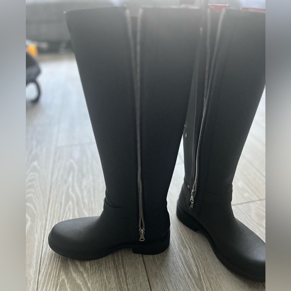 Women’s Rag & Bone Black Rubber MOTO Rain Boots, Side Zip, Ankle Strap, Size 35 - Picture 9 of 11